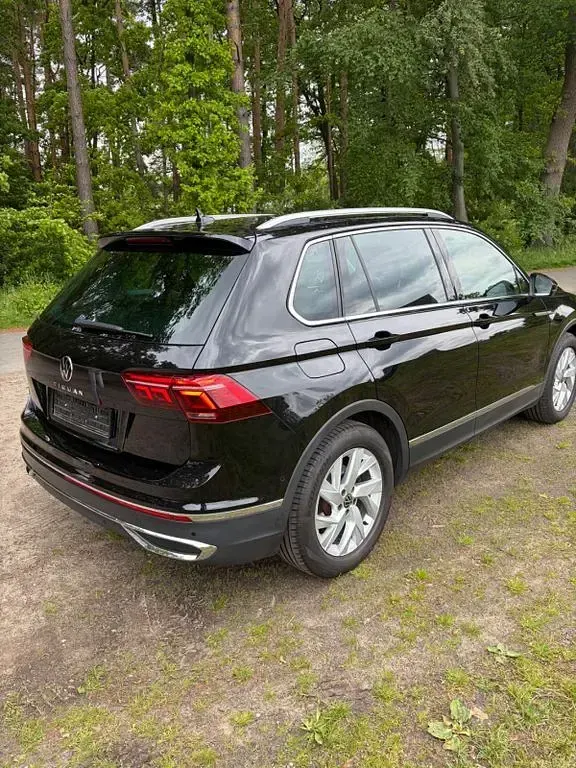 Gebraucht VW Tiguan Elegance 150 PS (110 kW) 2024 Schwarz SUV