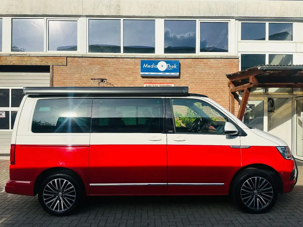 Gebraucht VW Multivan Generation Six 199 PS (146 kW) 2019 Rot Van / Kleinbus