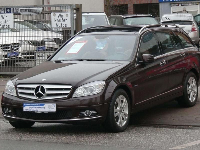 Gebraucht Mercedes C200 Avantgarde 184 PS (135 kW) 2011 Grau Limousine