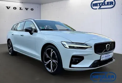 Gebraucht Volvo V60 Plus 197 PS (144 kW) 2024 Andere Kombi