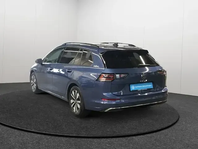 Gebraucht VW Golf VIII Goal 150 PS (110 kW) 2025 Blau Kombi
