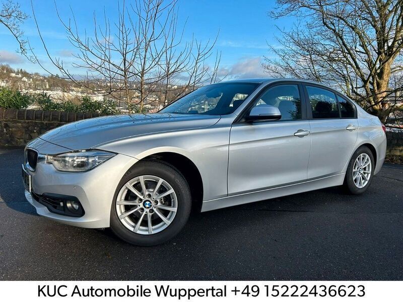Silber Gebraucht 2018 BMW 320 Advantage Limousine | 11.500 € (Superpreis) - Bild 1/4