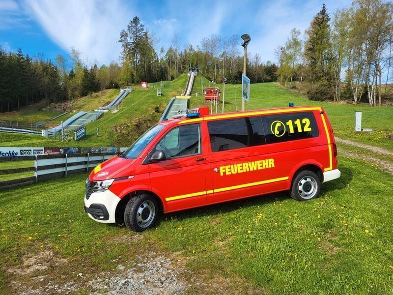 Rot Neu 2025 VW T6.1 Van | 62.907 € - Bild 1/4