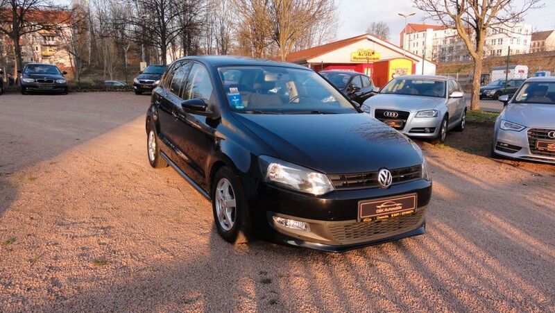 Schwarz Gebraucht 2013 VW Polo Match Kleinwagen | 6.780 € (Fairer Preis) - Bild 1/4