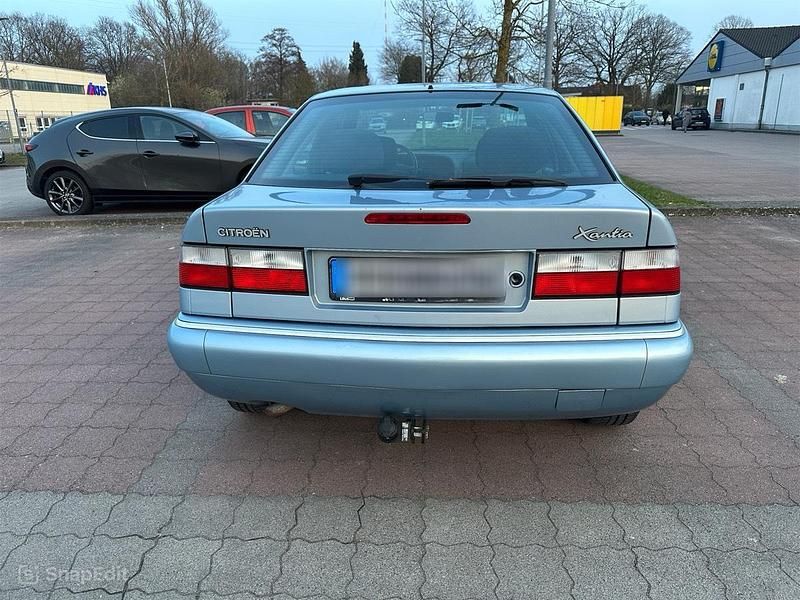 Gebraucht Citroën Xantia 110 PS (80 kW) 1999 Grün Limousine