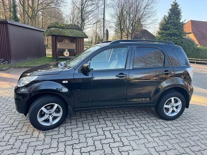 Gebraucht Daihatsu Terios 105 PS (77 kW) 2010 Schwarz SUV