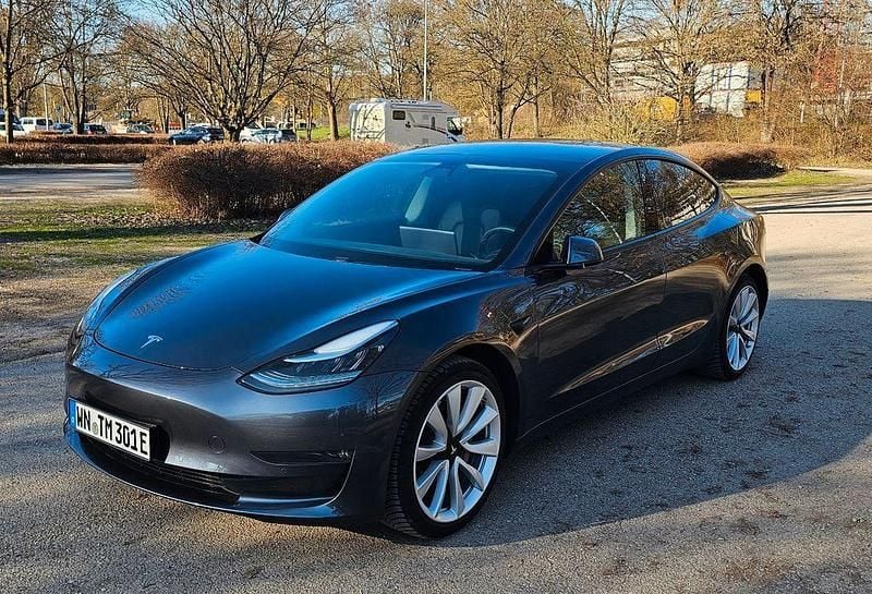 Gebraucht Tesla Model 3 366 kW (498 PS) 2020 Silber Limousine