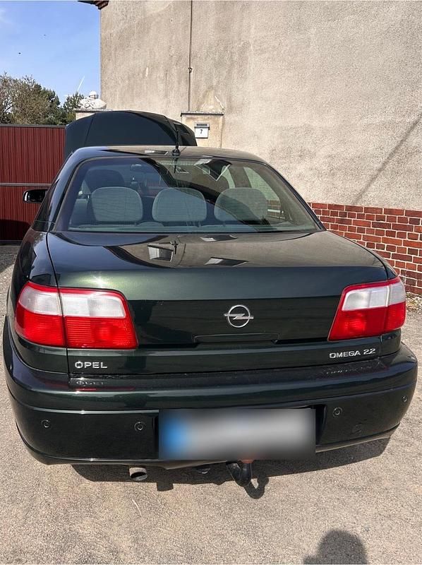 Gebraucht Opel Omega 130 PS (95 kW) 2001 Grün Limousine