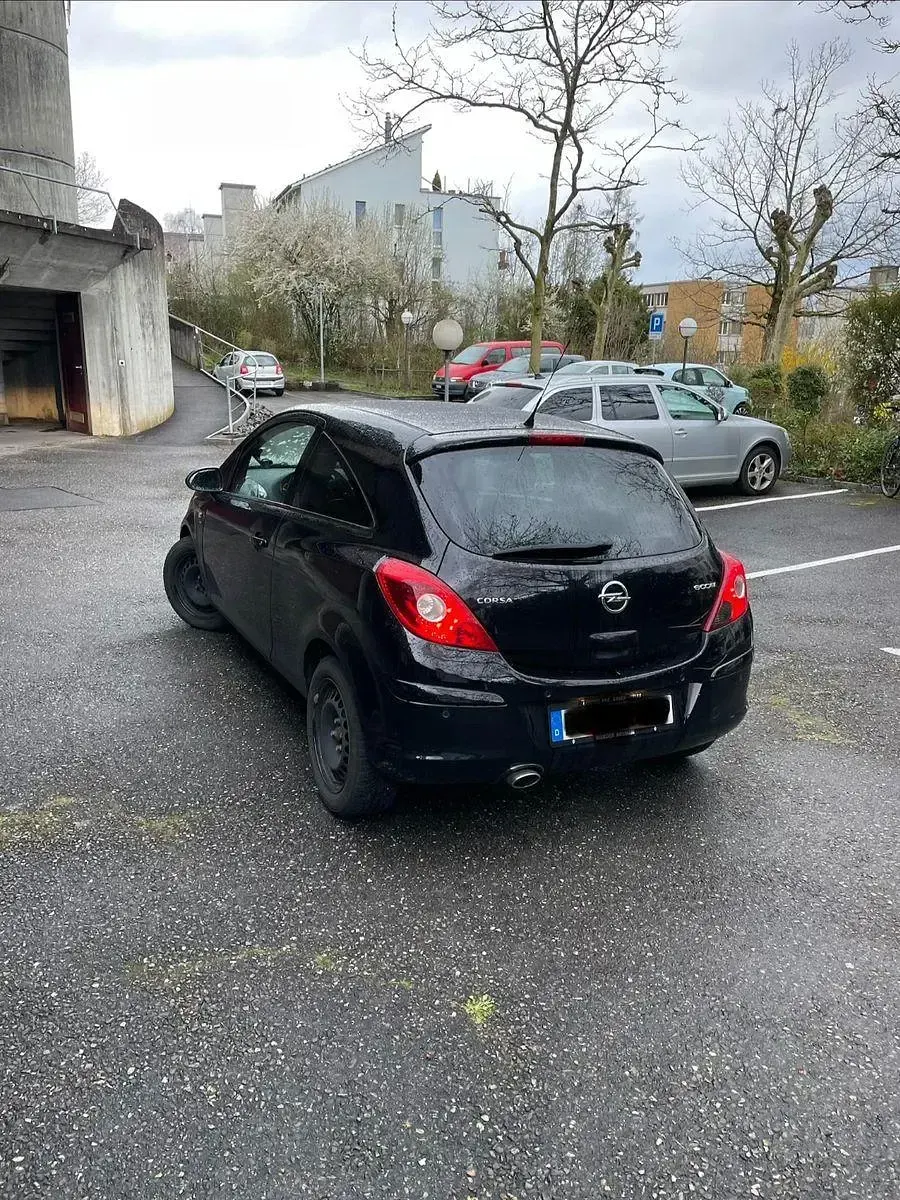 Gebraucht Opel Corsa Selection 87 PS (63 kW) 2011 Schwarz Kleinwagen