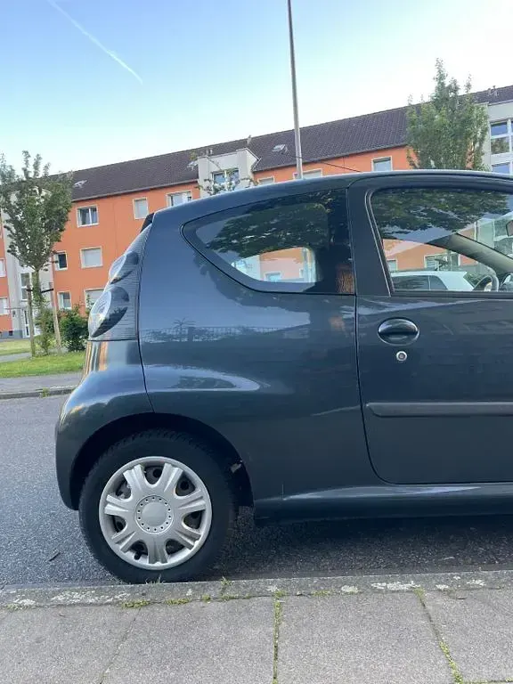 Gebraucht Citroën C1 Style 68 PS (50 kW) 2008 Silber Kleinwagen