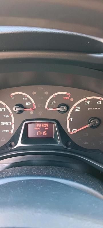 Gebraucht Ford Ka 69 PS (50 kW) 2012 Schwarz Kleinwagen