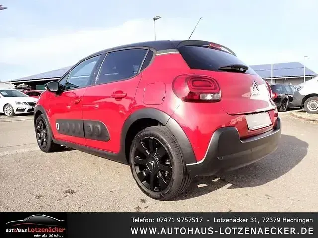 Gebraucht Citroën C3 Shine 110 PS (80 kW) 2017 Rot Limousine