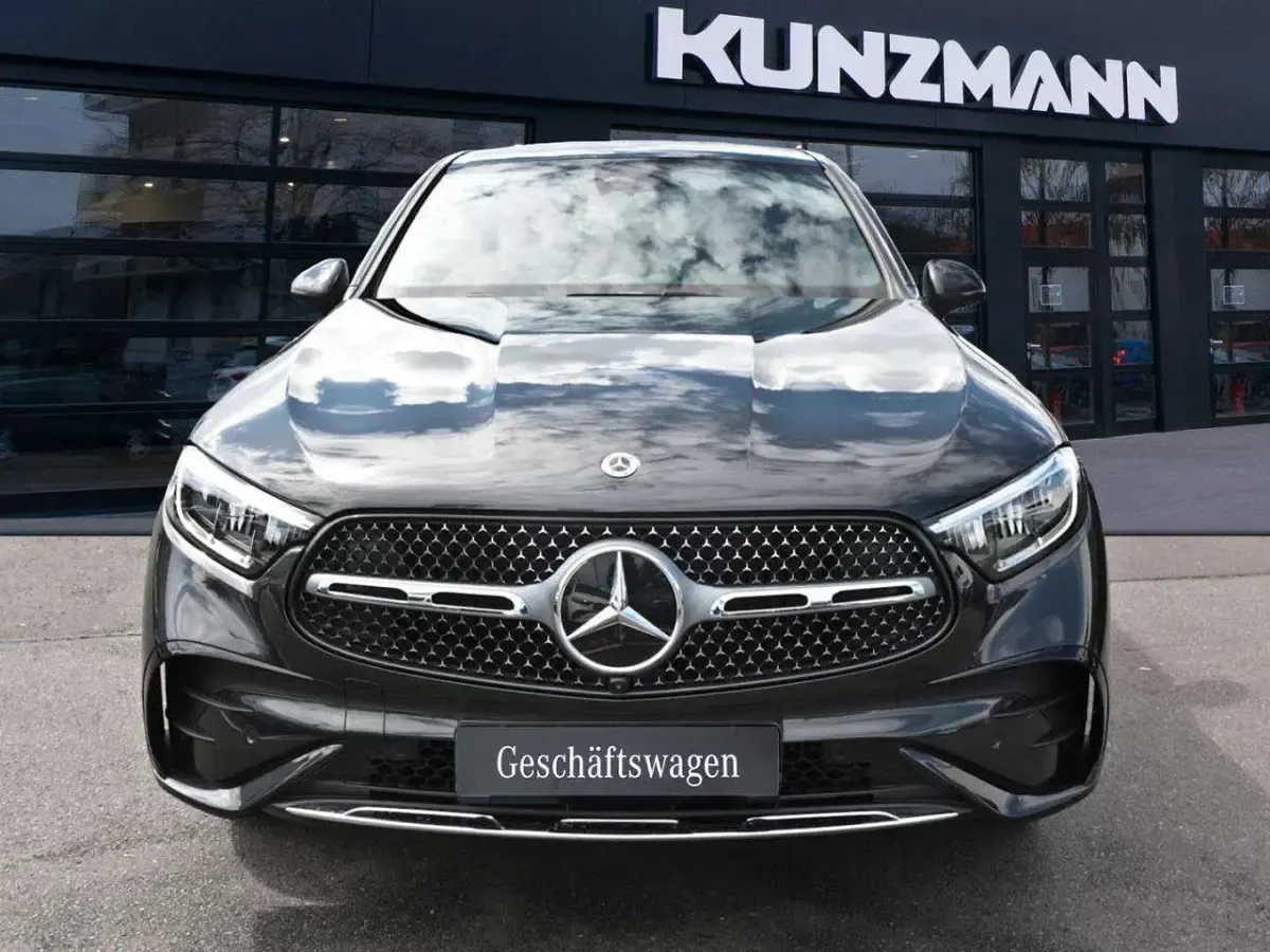 Gebraucht Mercedes GLC200 AMG 204 PS (150 kW) 2026 Grau SUV
