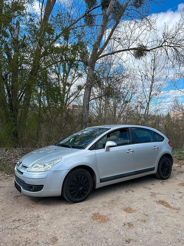 Gebraucht Citroën C4 109 PS (80 kW) 2007 Silber Limousine