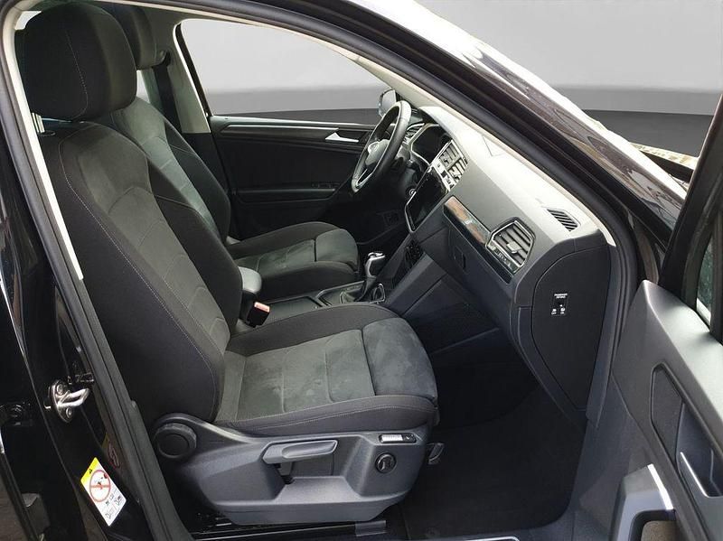 Gebraucht VW Tiguan Elegance 245 PS (180 kW) 2022 Schwarz SUV