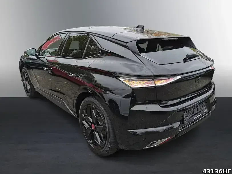 Gebraucht DS Automobiles DS4 Performance 131 PS (96 kW) 2024 Lackierung schwarz perla nera/ Limousine