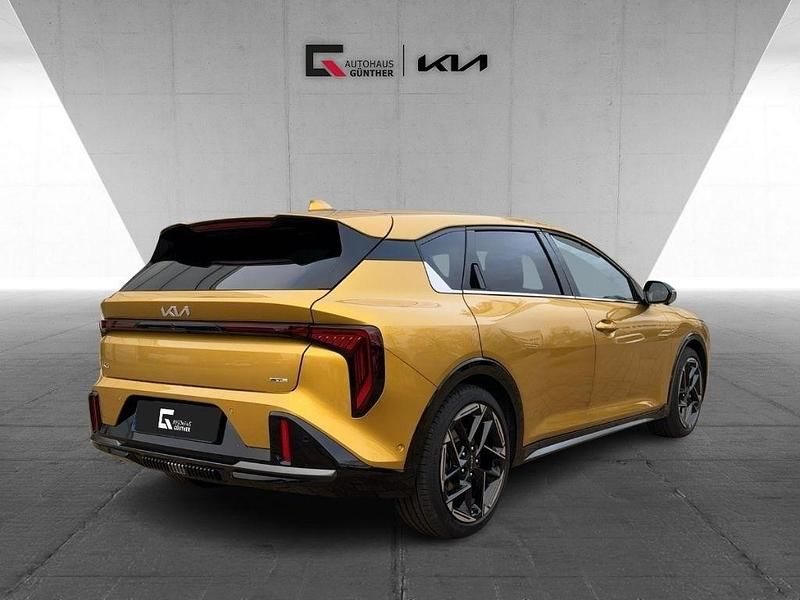 Neu Kia K4 GT-Line 150 PS (110 kW) 2026 Sparkling yellow Limousine