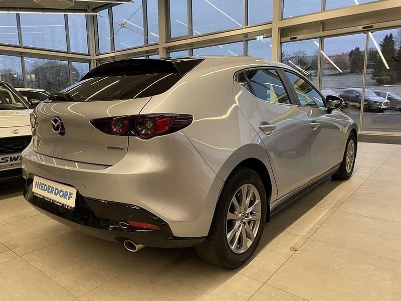 Gebraucht Mazda 3 122 PS (89 kW) 2019 Diamantsilber Limousine