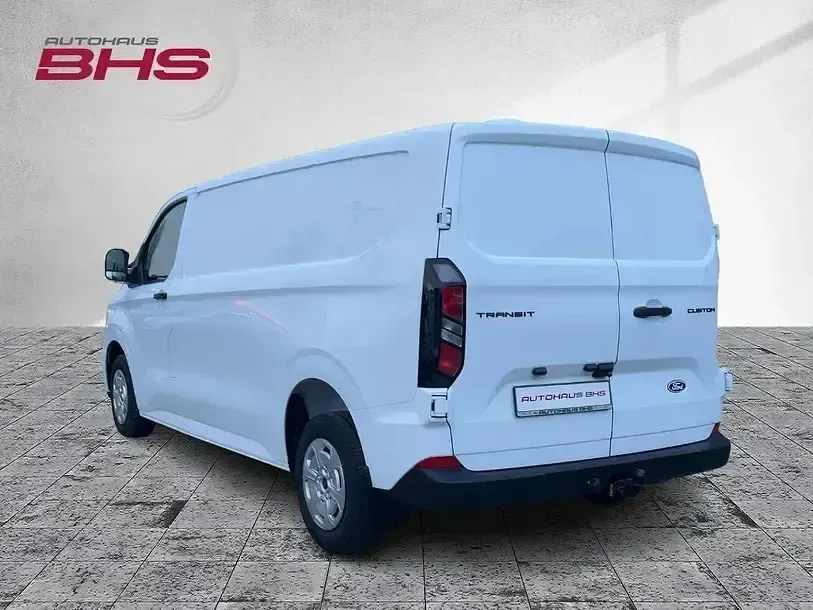 Uusi Ford Transit Custom 110 HP (80 kW) 2026 Valkoinen Sedan