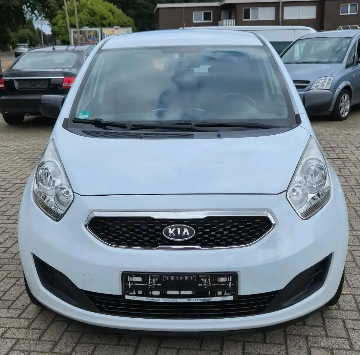 Gebraucht Kia Venga 90 PS (66 kW) 2013 Weiß Kleinwagen
