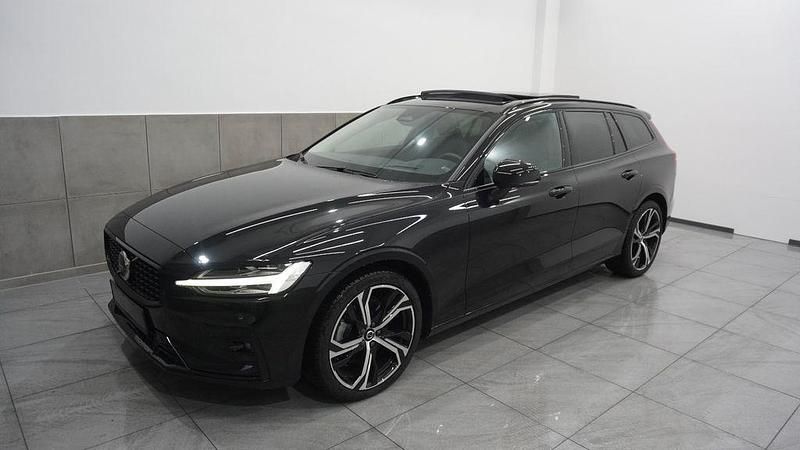 Gebraucht Volvo V60 Ultimate 197 PS (144 kW) 2023 Schwarz Kombi
