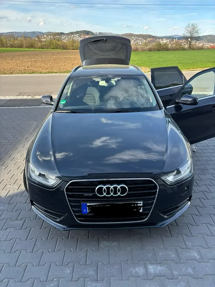 Gebraucht Audi A4 150 PS (110 kW) 2013 Kombi