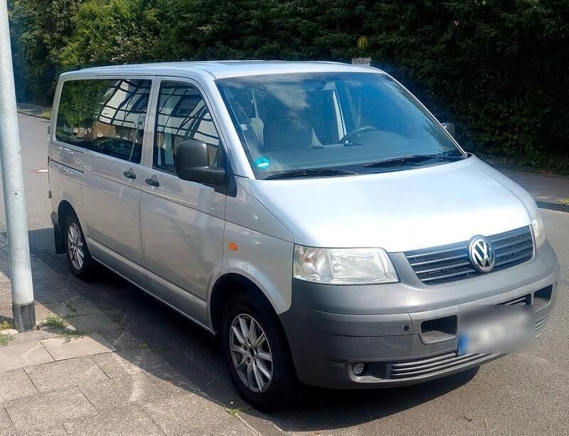 Grau Gebraucht 2006 VW T5 Van | 6.900 € (Etwas zu teuer) - Bild 1/4
