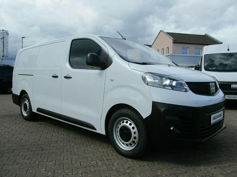 Gebraucht Fiat e-Scudo 74 kW (101 PS) 2023 Weiß Van / Kleinbus