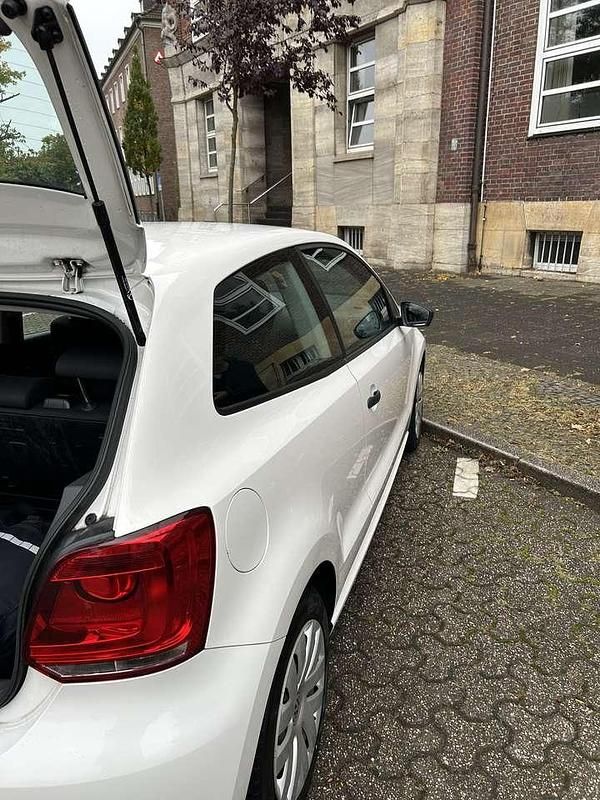 Gebraucht VW Polo Trendline 60 PS (44 kW) 2011 Limousine