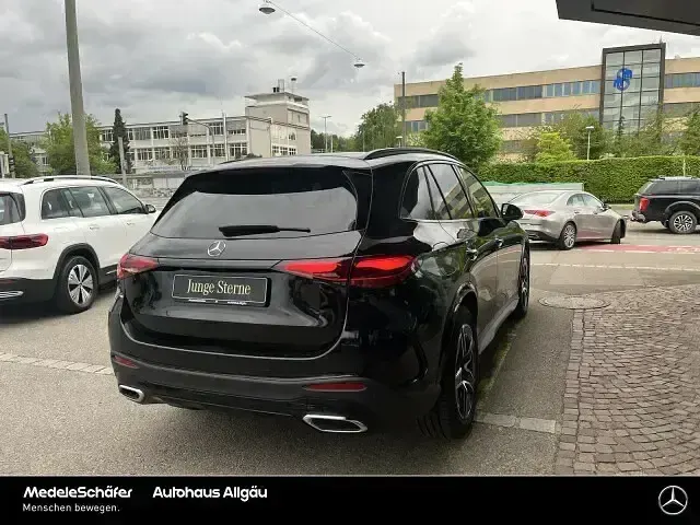 Gebraucht Mercedes GLC450 Premium Plus 367 PS (269 kW) 2024 Lack obsidianschwarz SUV