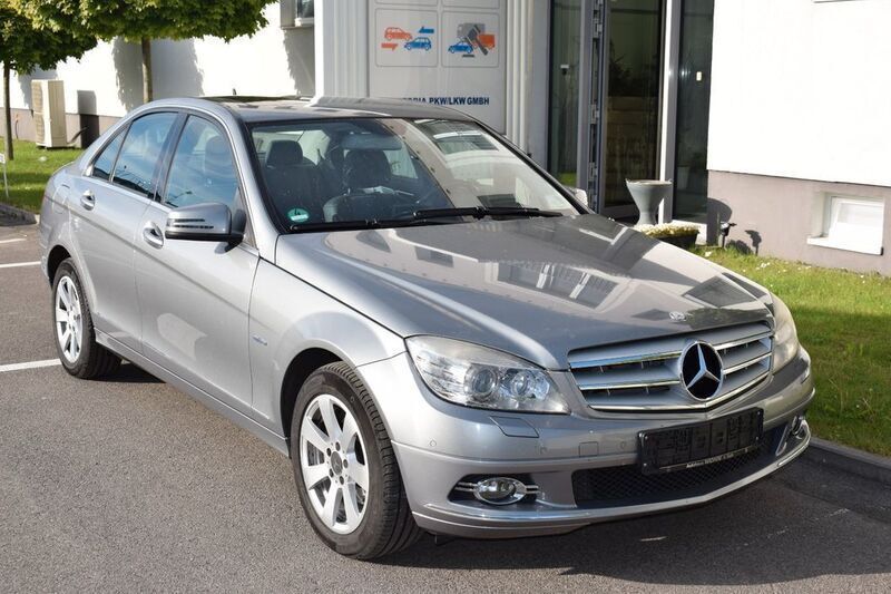 Silber Gebraucht 2009 Mercedes C250 Limousine | 5.990 € (Superpreis) - Bild 1/4
