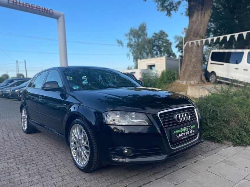 Schwarz Gebraucht 2010 Audi A3 Sportback S-Line Limousine | 4.300 € (Fairer Preis) - Bild 1/4