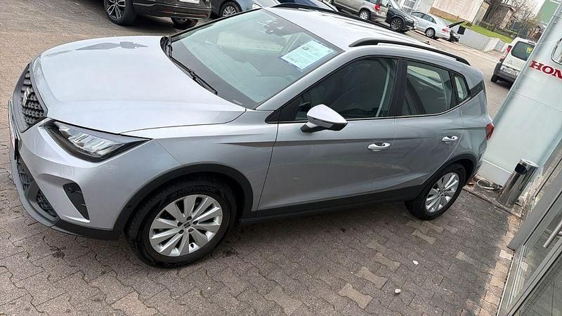 Gebraucht Seat Arona Style 95 PS (69 kW) 2023 Silber SUV