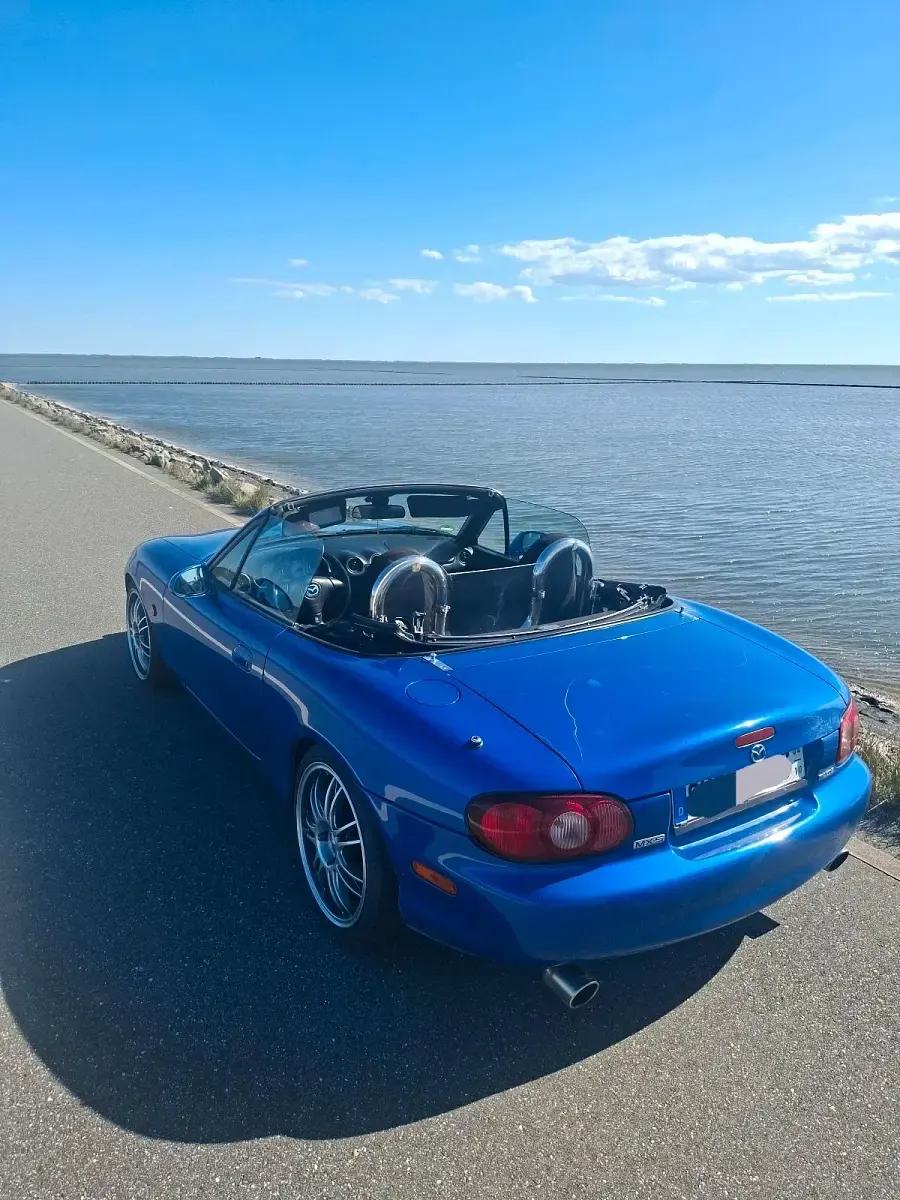 Używany Mazda MX5 2002 Niebieski Kabriolet