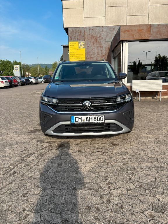 Rauchgrau metallic Gebraucht 2024 VW T-Cross Life SUV | 27.900 € (Teuer) - Bild 1/4