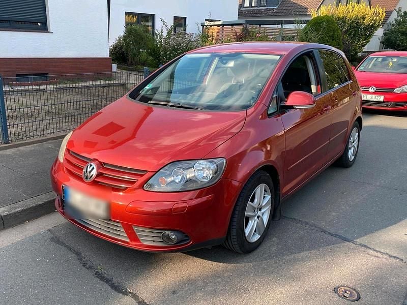 Rot Gebraucht 2006 VW Golf V Kleinwagen | 1.590 € (Superpreis) - Bild 1/4