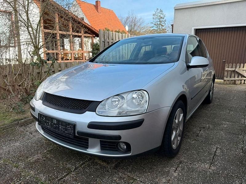 Gebraucht VW Golf V 75 PS (55 kW) 2004 Silber Kleinwagen