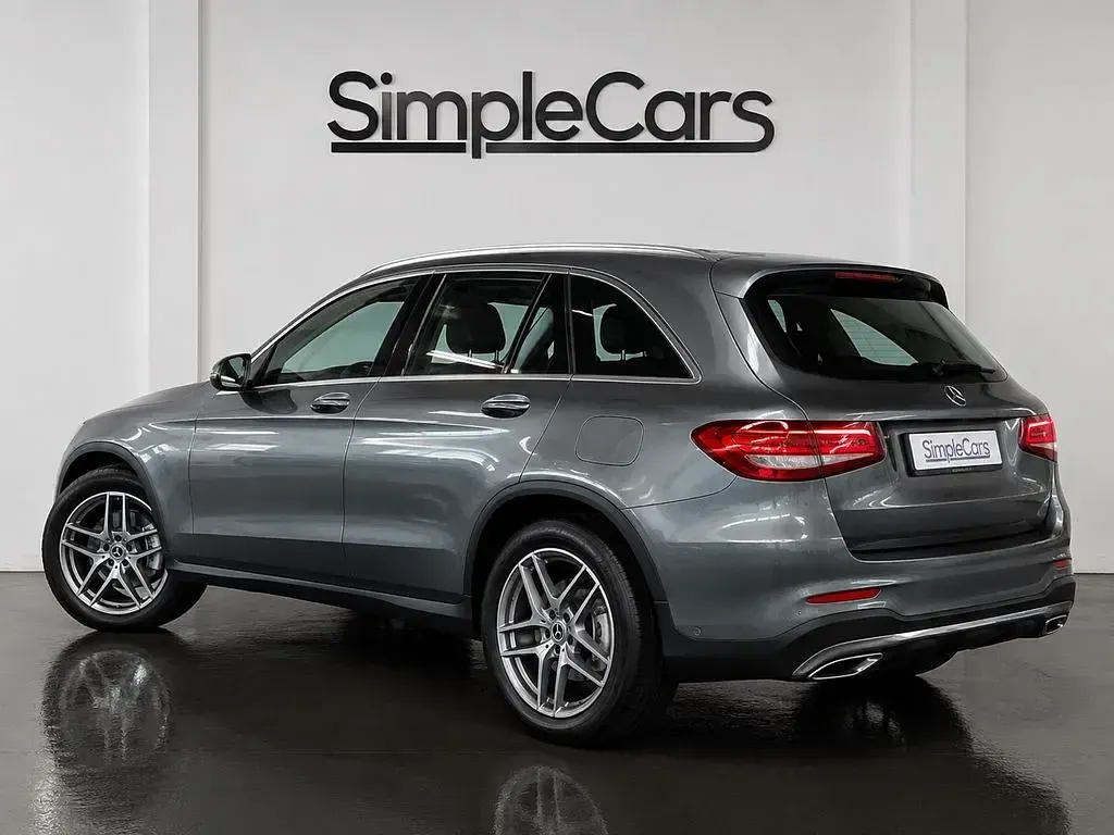 Gebraucht Mercedes GLC300 AMG line 245 PS (180 kW) 2018 Grau SUV