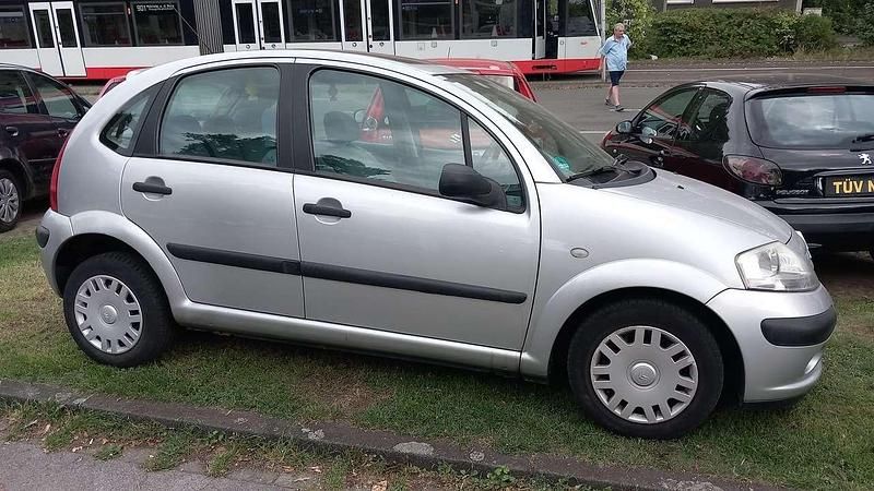 Usata Citroën C3 60 CV (44 kW) 2003 Argento Utilitaria
