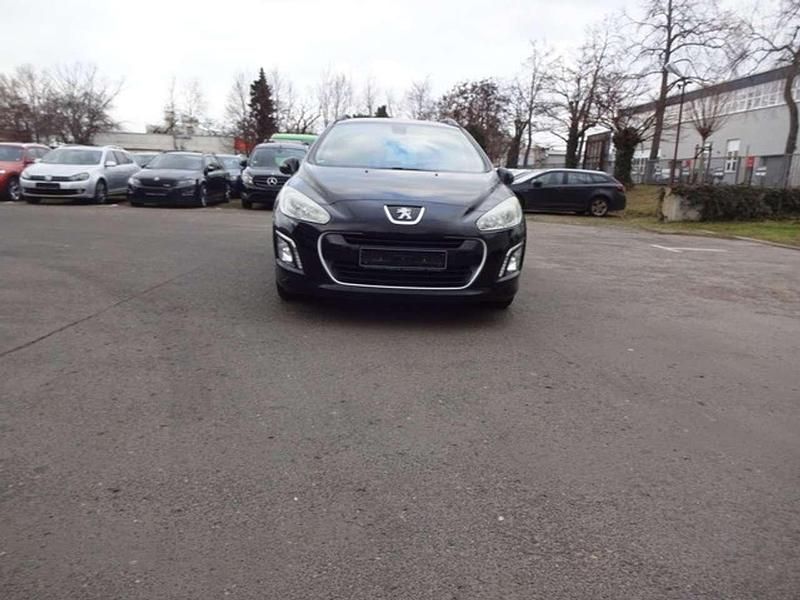 Gebraucht Peugeot 308 SW Active 120 PS (88 kW) 2011 Schwarz Kombi