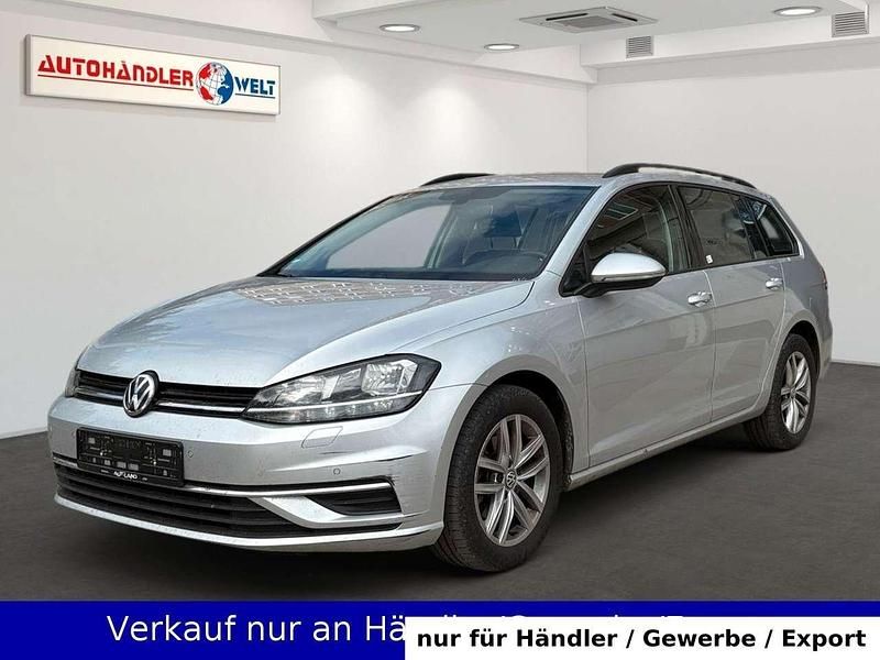 Beige Gebraucht 2019 VW Golf VII Kombi | 9.399 € - Bild 1/3
