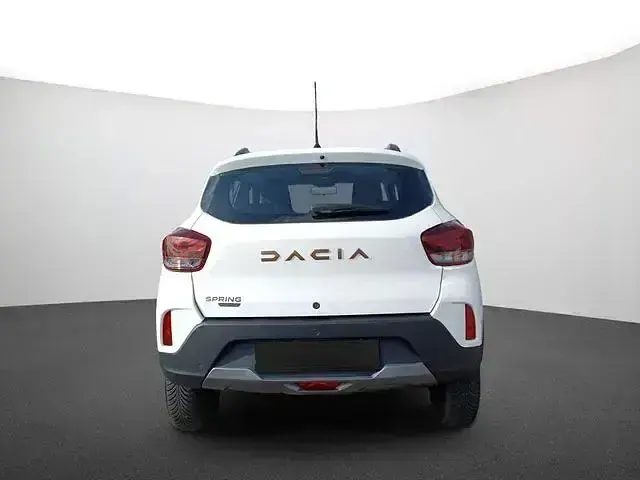 Używany Dacia Spring Extreme 47 kW (65 KM) 2023 Biały Hatchback