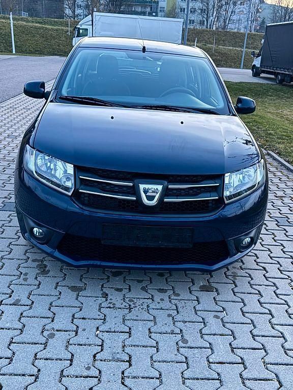 Gebraucht Dacia Sandero 72 PS (52 kW) 2013 Blau Limousine