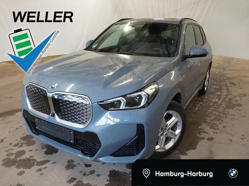 Grau Gebraucht 2024 BMW iX1 M Sport SUV | 45.950 € (Fairer Preis) - Bild 1/3