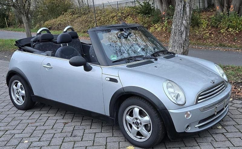 Silber Gebraucht 2007 Mini One Cabriolet Cabrio | 2.599 € (Fairer Preis) - Bild 1/4