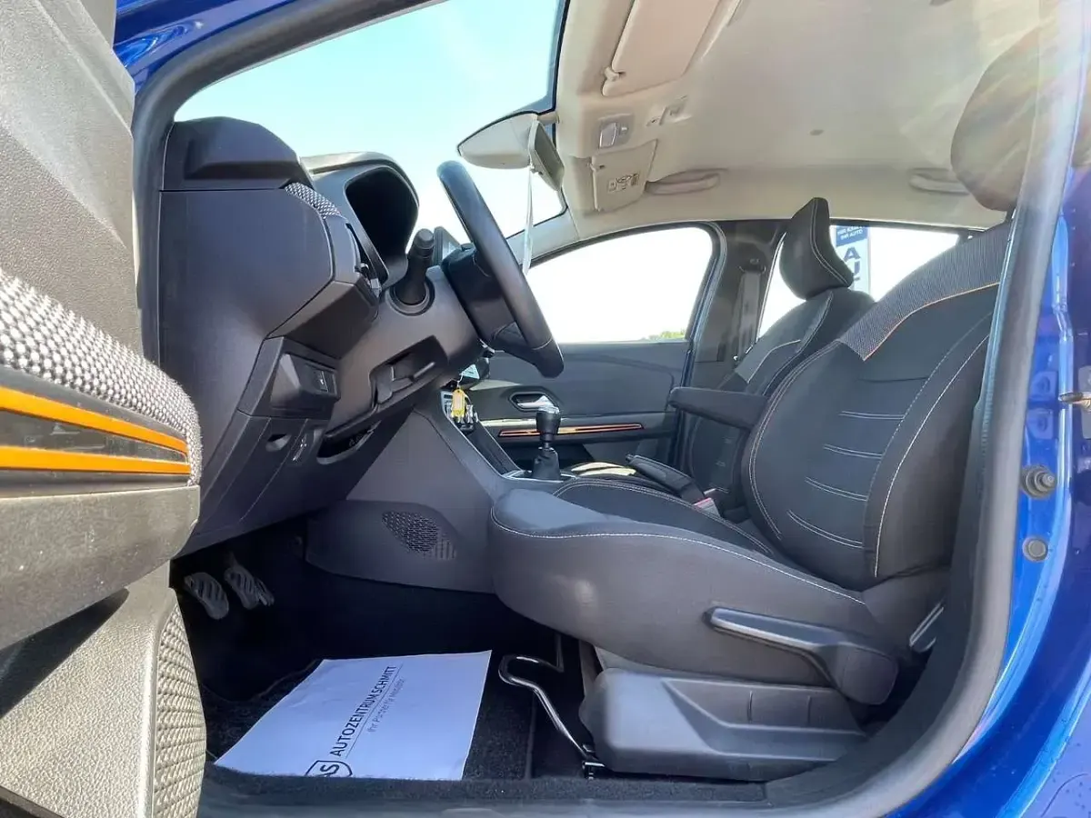 Gebraucht Dacia Sandero Comfort 91 PS (66 kW) 2022 Blau Kleinwagen