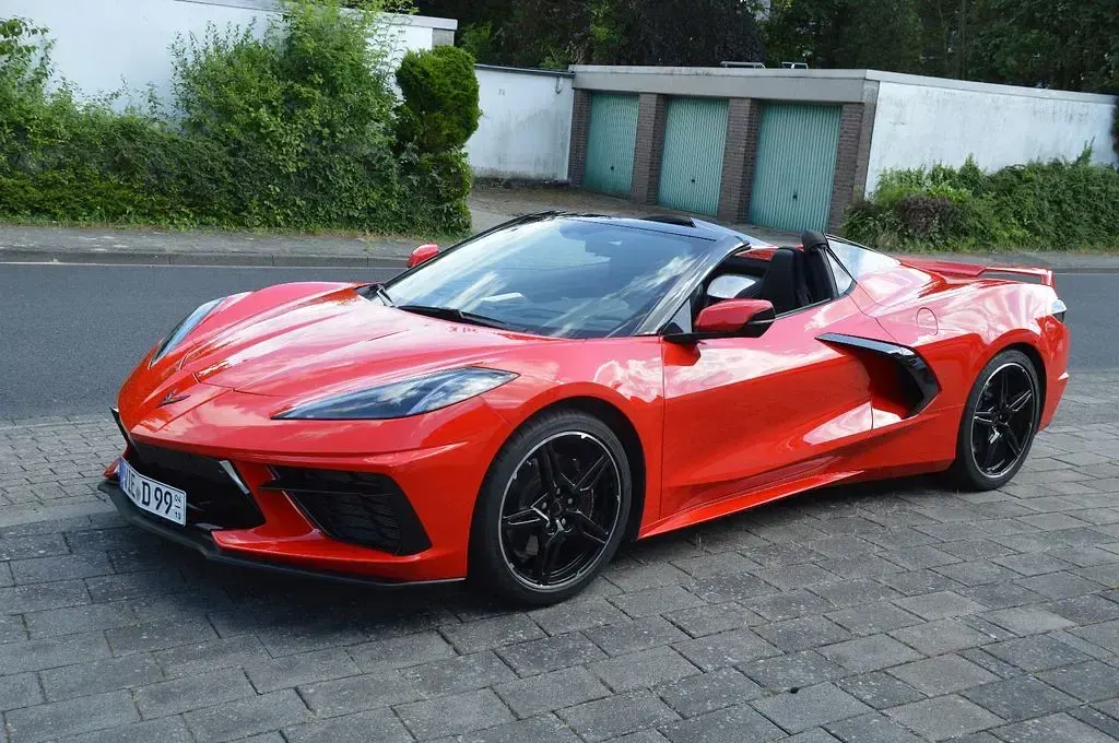 Gebraucht Corvette Stingray 481 PS (353 kW) 2023 Rot Cabrio