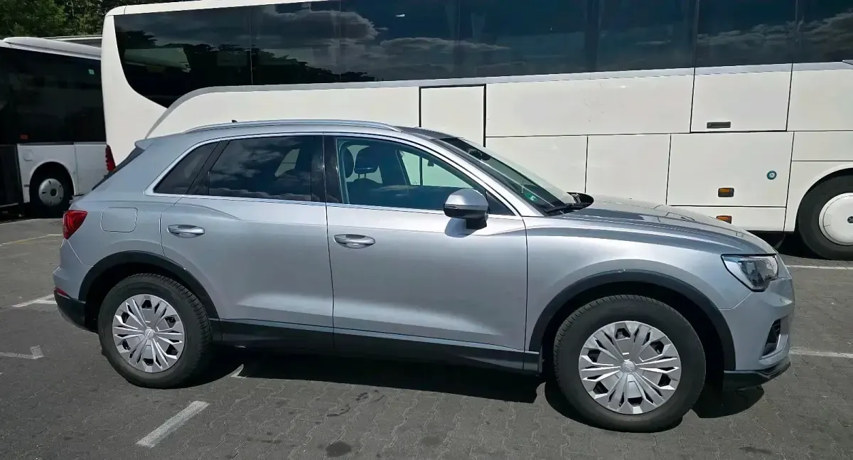 Gebraucht Audi Q3 S-Line 150 PS (110 kW) 2019 Silber SUV