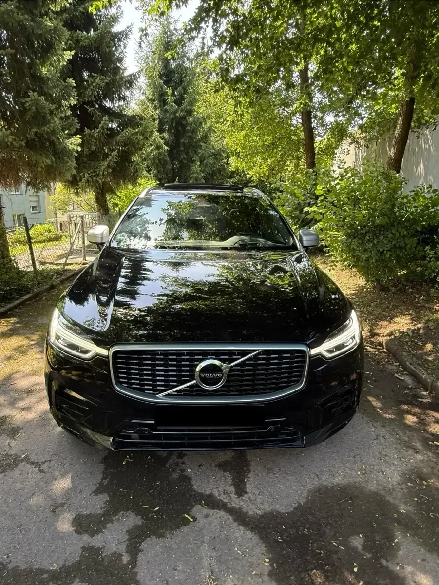 Gebraucht Volvo XC60 R-Design 190 PS (139 kW) 2018 Schwarz SUV