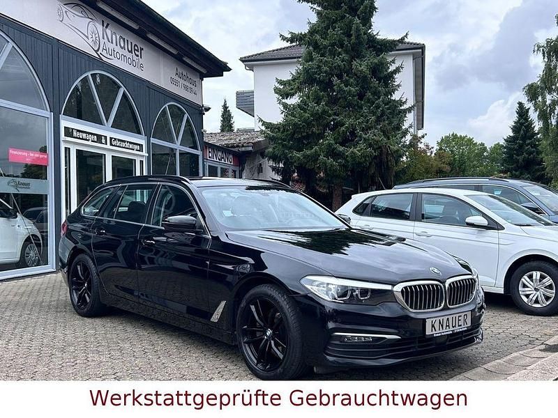 Schwarz Gebraucht 2019 BMW 520 Limousine | 21.900 € (Guter Preis) - Bild 1/4